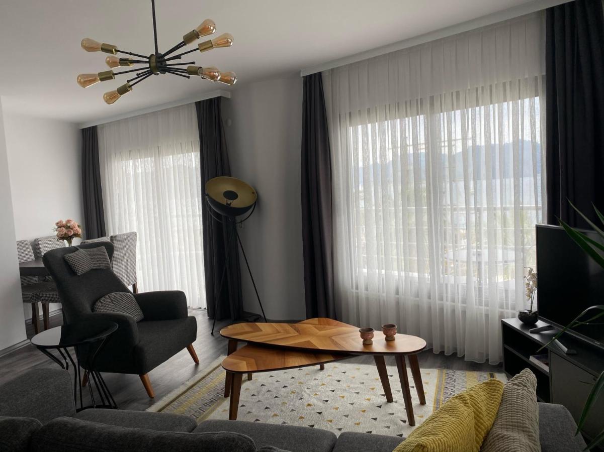 Trea Homes Marina Suites Мармарис Екстериор снимка