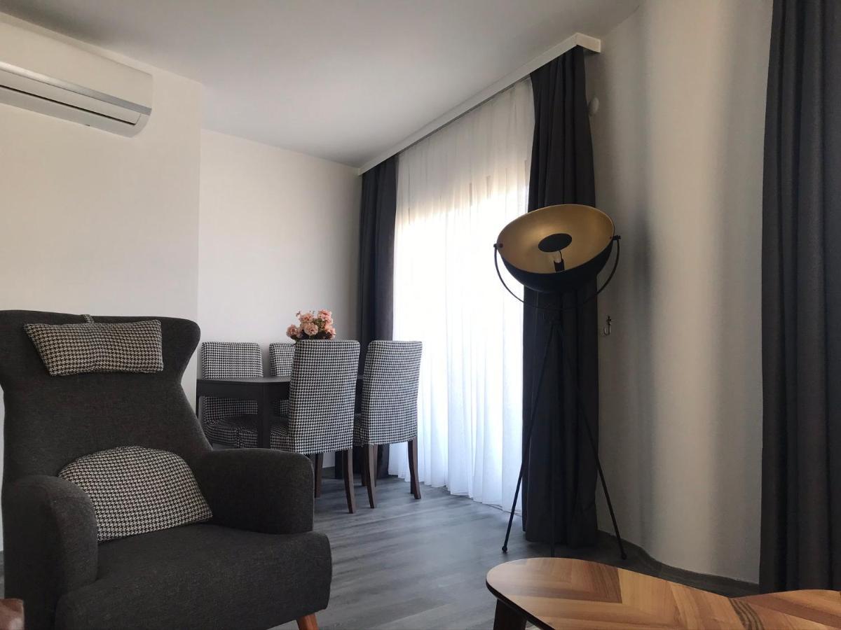 Trea Homes Marina Suites Мармарис Екстериор снимка
