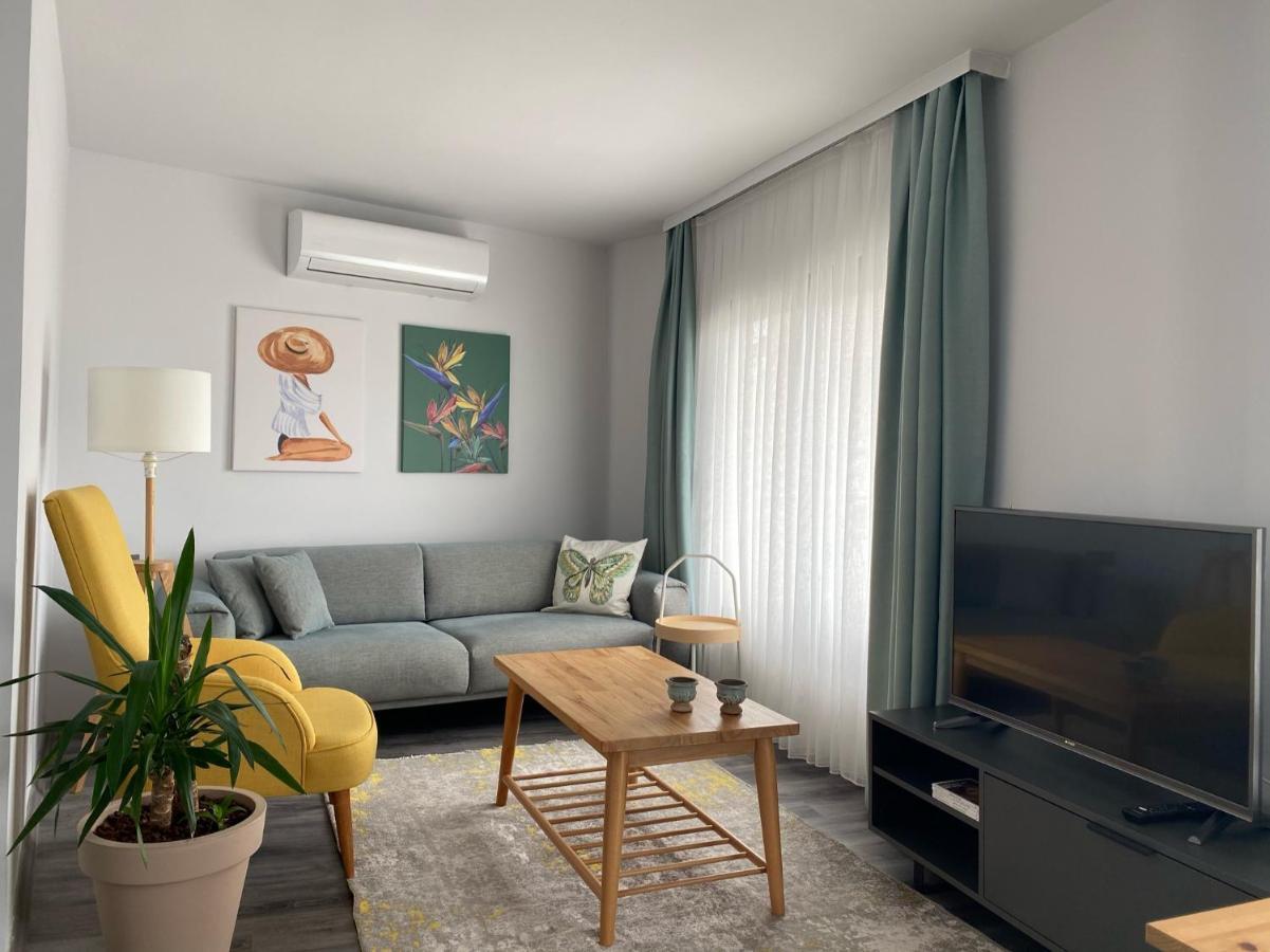 Trea Homes Marina Suites Мармарис Екстериор снимка