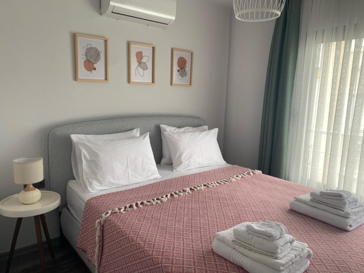 Trea Homes Marina Suites Мармарис Екстериор снимка
