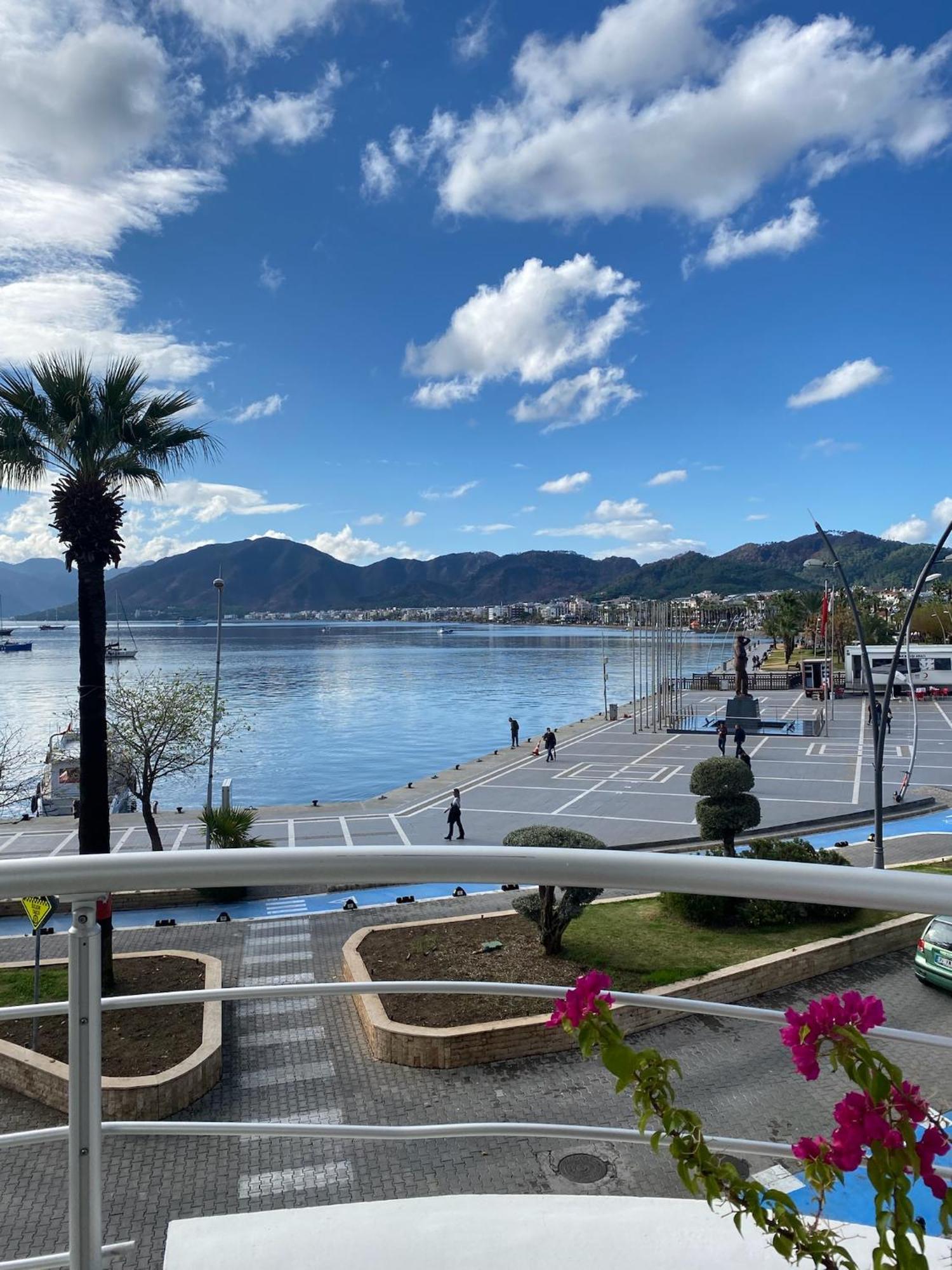 Trea Homes Marina Suites Мармарис Екстериор снимка