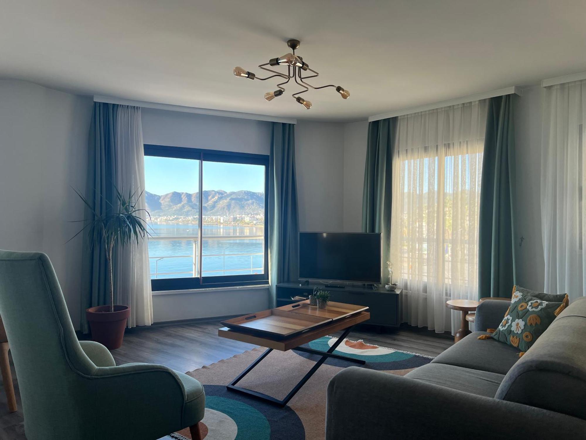 Trea Homes Marina Suites Мармарис Екстериор снимка
